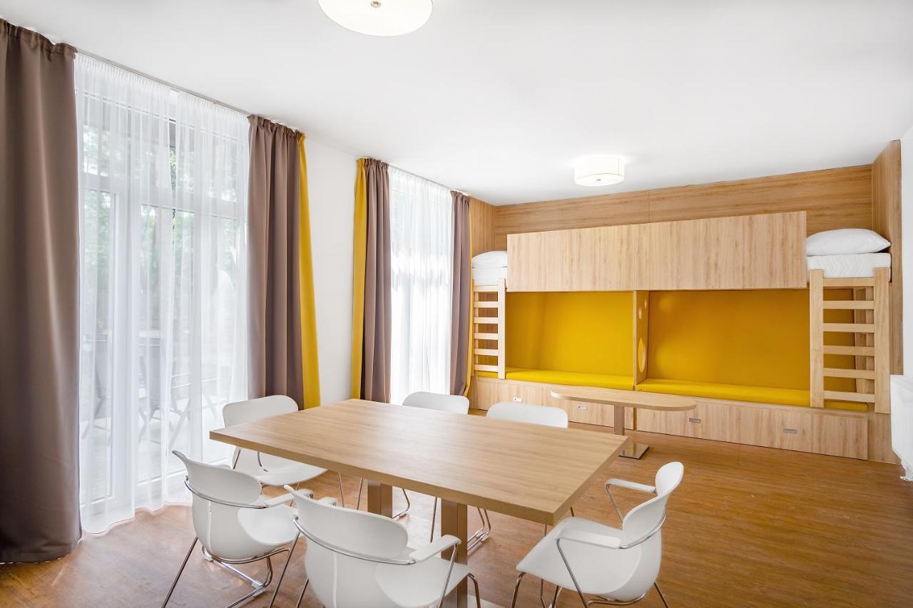 Szent Bernadett Csaladi Apartmanhaz Siófok Buitenkant foto