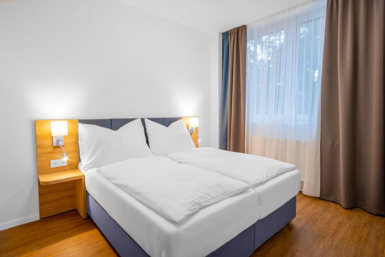 Szent Bernadett Csaladi Apartmanhaz Siófok Buitenkant foto